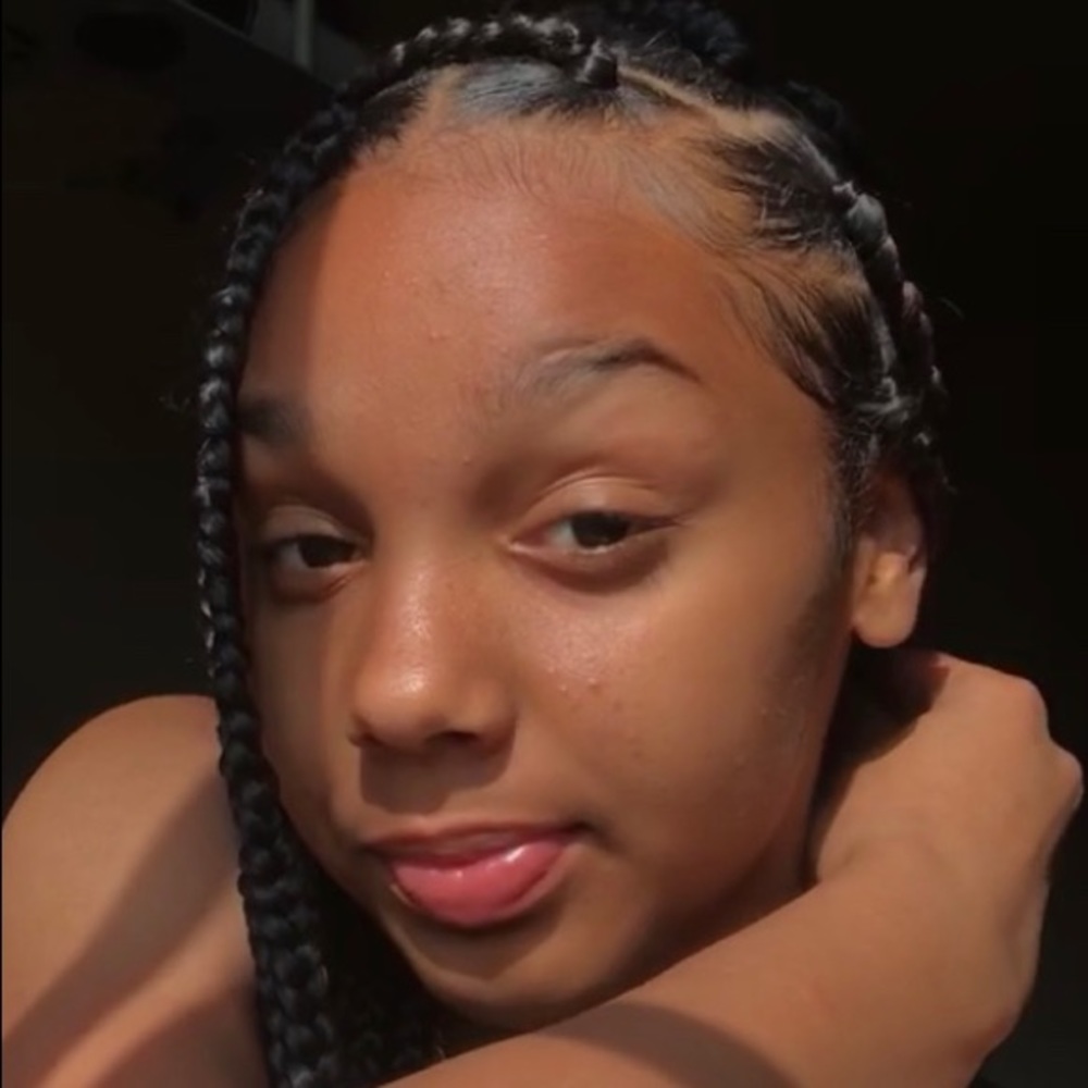 Meet your Posher, Liyah